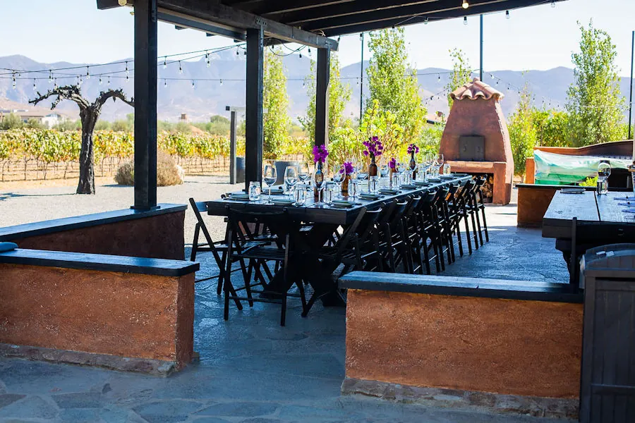 Trevista Vineyards: terraza de eventos frente al viñedo