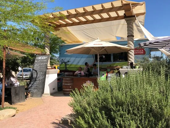Vista de Adobe Food Truck